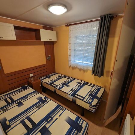 Camping L'Oasis Damgan Exteriör bild